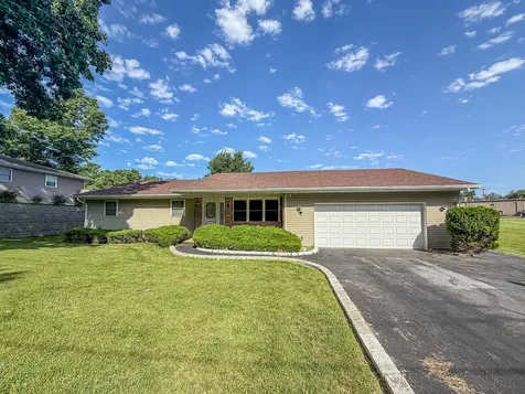 3750 East Lake Shore Drive Decatur IL 62521