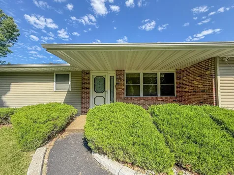3750 East Lake Shore Drive Decatur IL 62521