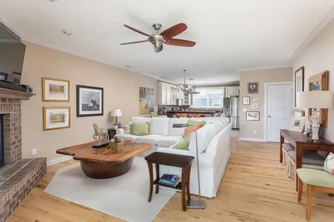 11 River Row Ottawa IL 61350