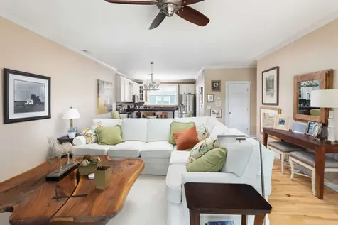 11 River Row Ottawa IL 61350