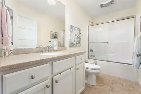11 River Row Ottawa IL 61350