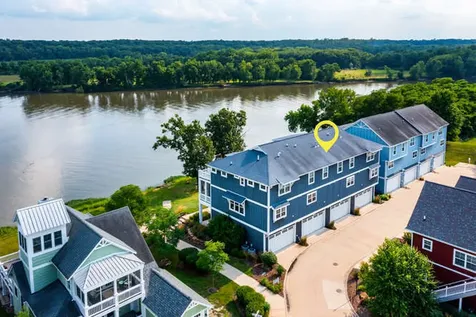 11 River Row Ottawa IL 61350