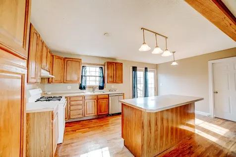 503 West Park Avenue Watseka IL 60970