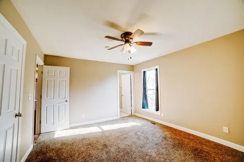 503 West Park Avenue Watseka IL 60970