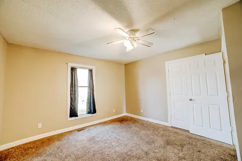 503 West Park Avenue Watseka IL 60970