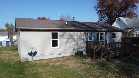 503 West Park Avenue Watseka IL 60970