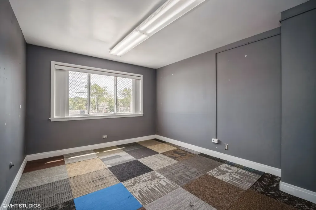 3421 Dempster Street Skokie IL 60076
