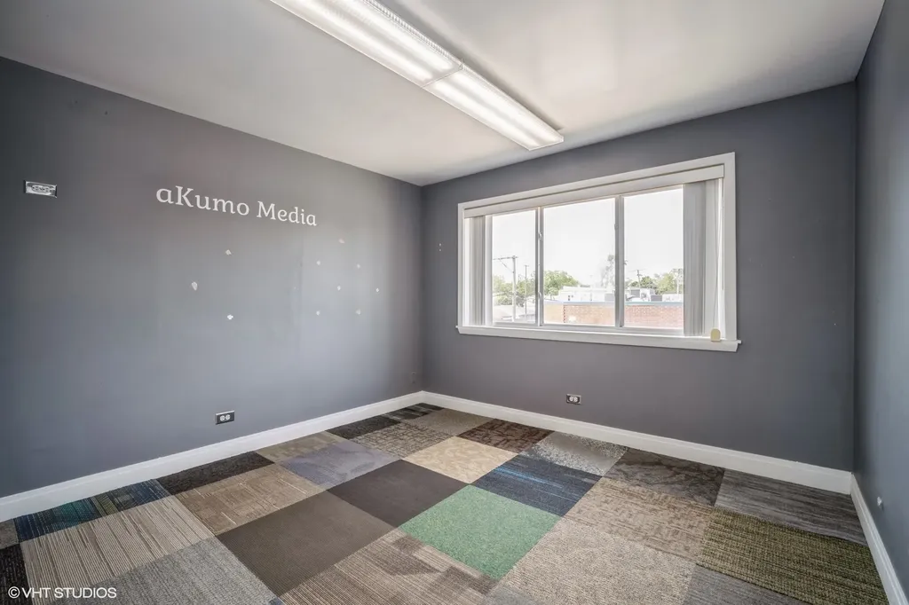 3421 Dempster Street Skokie IL 60076