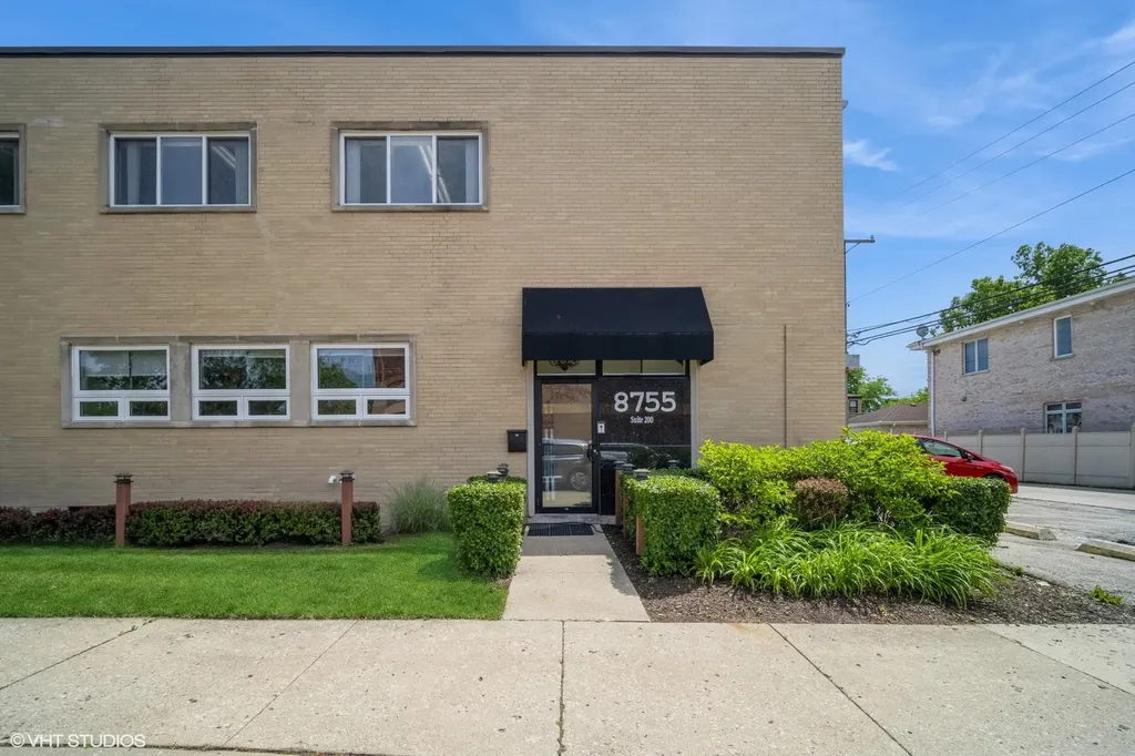 3421 Dempster Street Skokie IL 60076