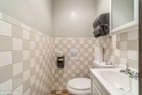 3421 Dempster Street Skokie IL 60076