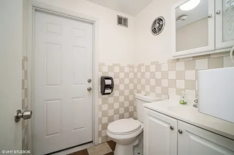 3421 Dempster Street Skokie IL 60076