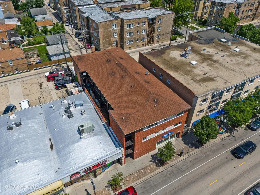 2944 West Devon Avenue Chicago IL 60659
