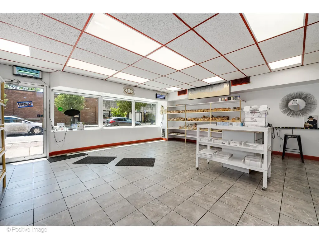 2944 West Devon Avenue Chicago IL 60659
