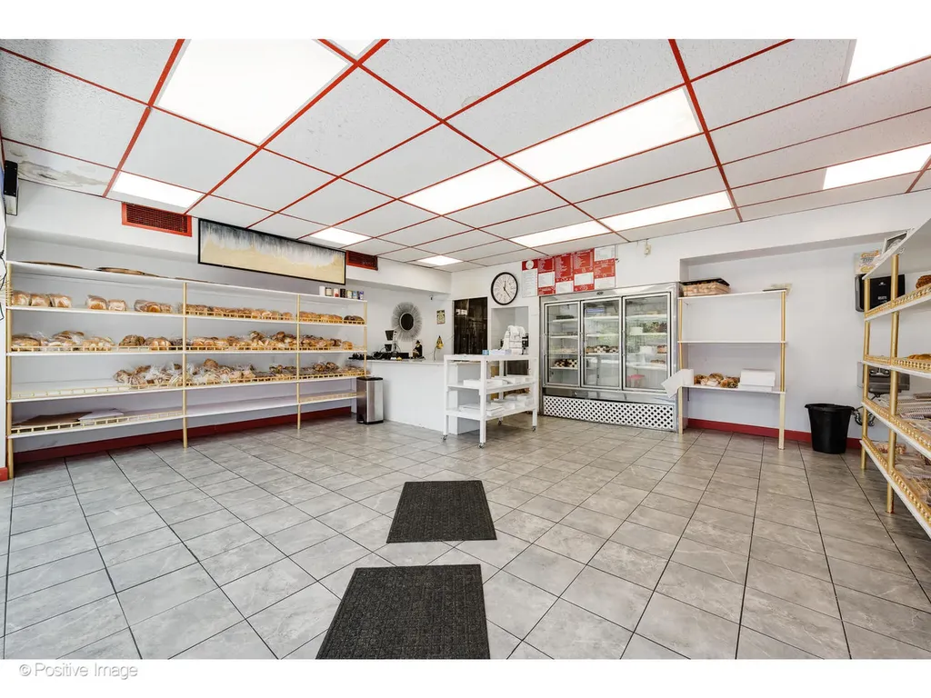 2944 West Devon Avenue Chicago IL 60659