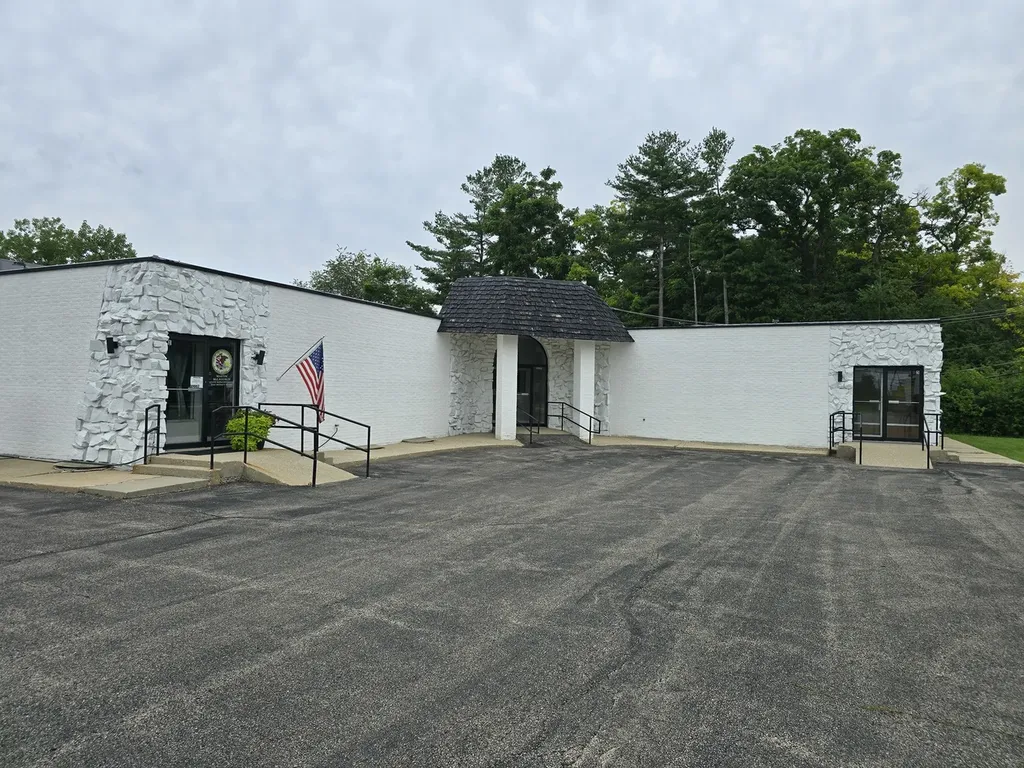 28662 West Northwest Highway Lake Barrington IL 60010