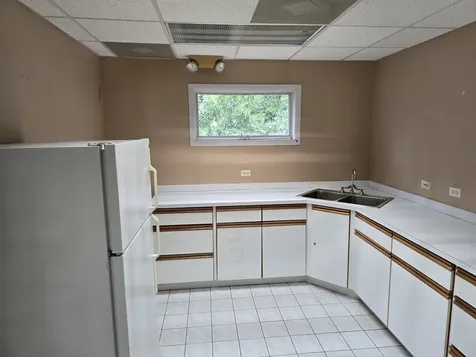 28662 West Northwest Highway Lake Barrington IL 60010