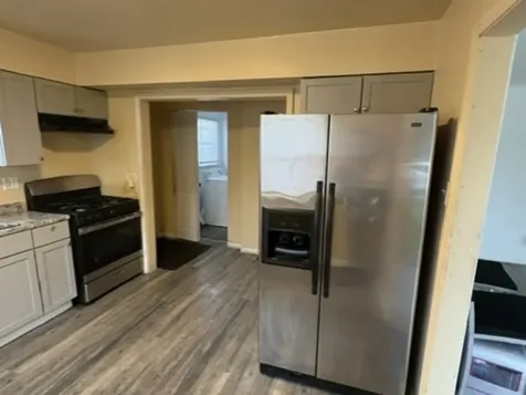 715 East 155th Court Phoenix IL 60426