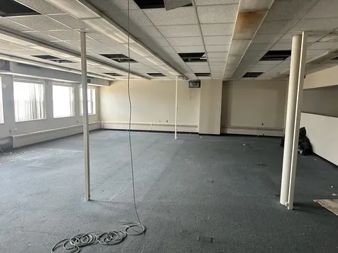 8 Dearborn Square Kankakee IL 60901