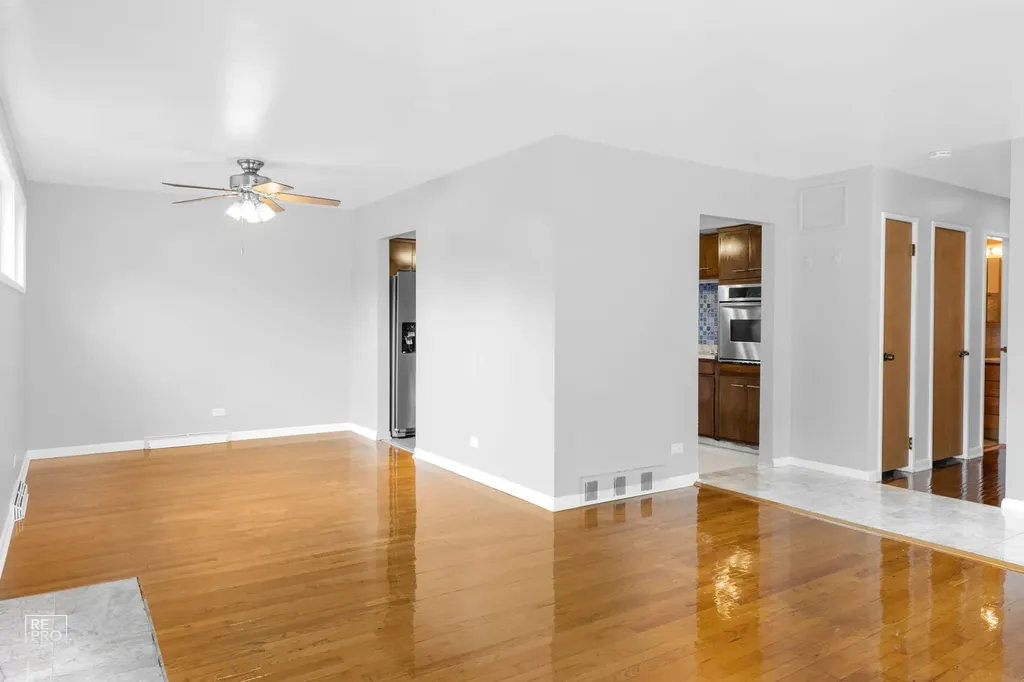415 East Atwater Avenue Elmhurst IL 60126