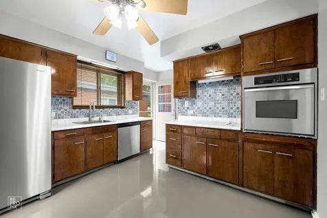 415 East Atwater Avenue Elmhurst IL 60126