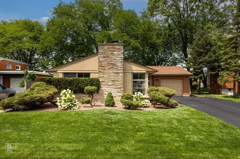 415 East Atwater Avenue Elmhurst IL 60126