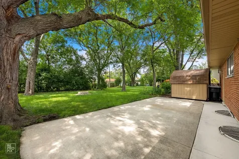 415 East Atwater Avenue Elmhurst IL 60126