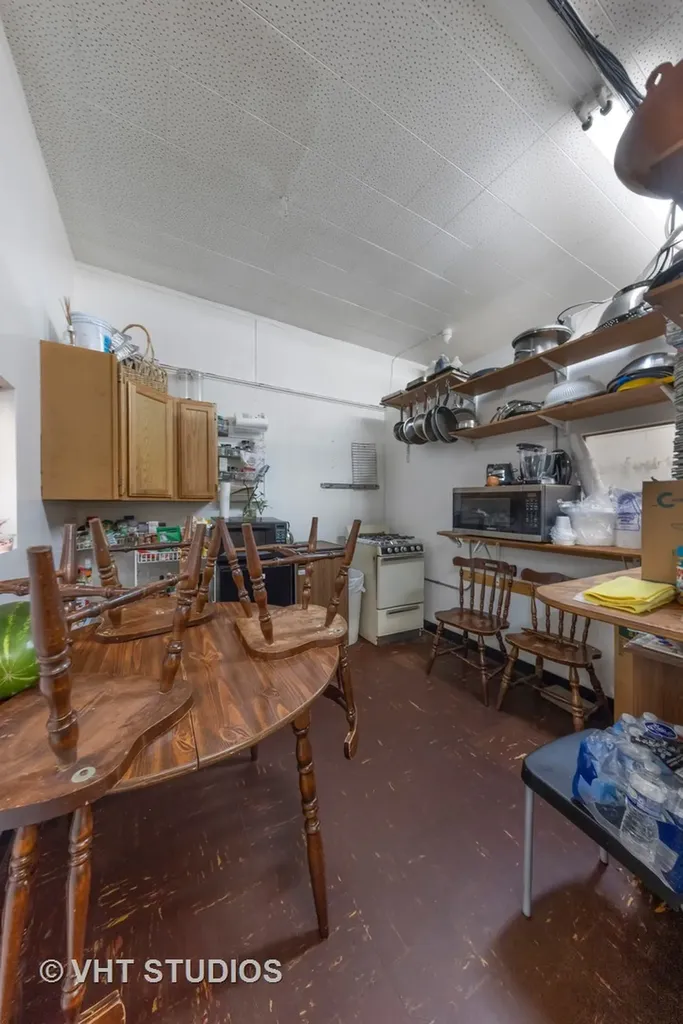 4933-4935 West Fullerton Avenue Chicago IL 60639