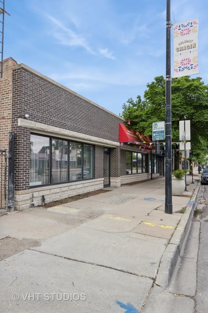 4933-4935 West Fullerton Avenue Chicago IL 60639