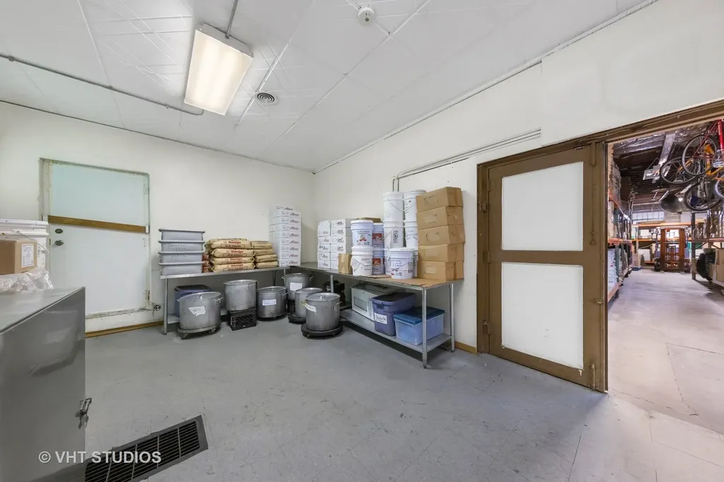 4933-4935 West Fullerton Avenue Chicago IL 60639