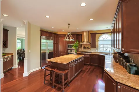 1841 Central Avenue Northbrook IL 60062