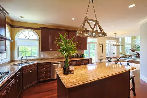 1841 Central Avenue Northbrook IL 60062