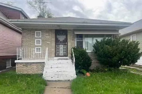 13833 South Edbrooke Avenue Riverdale IL 60827