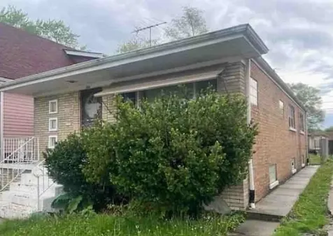 13833 South Edbrooke Avenue Riverdale IL 60827