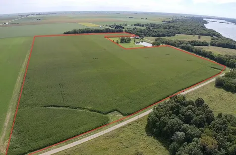 000 Adam Road Dewitt IL 61735