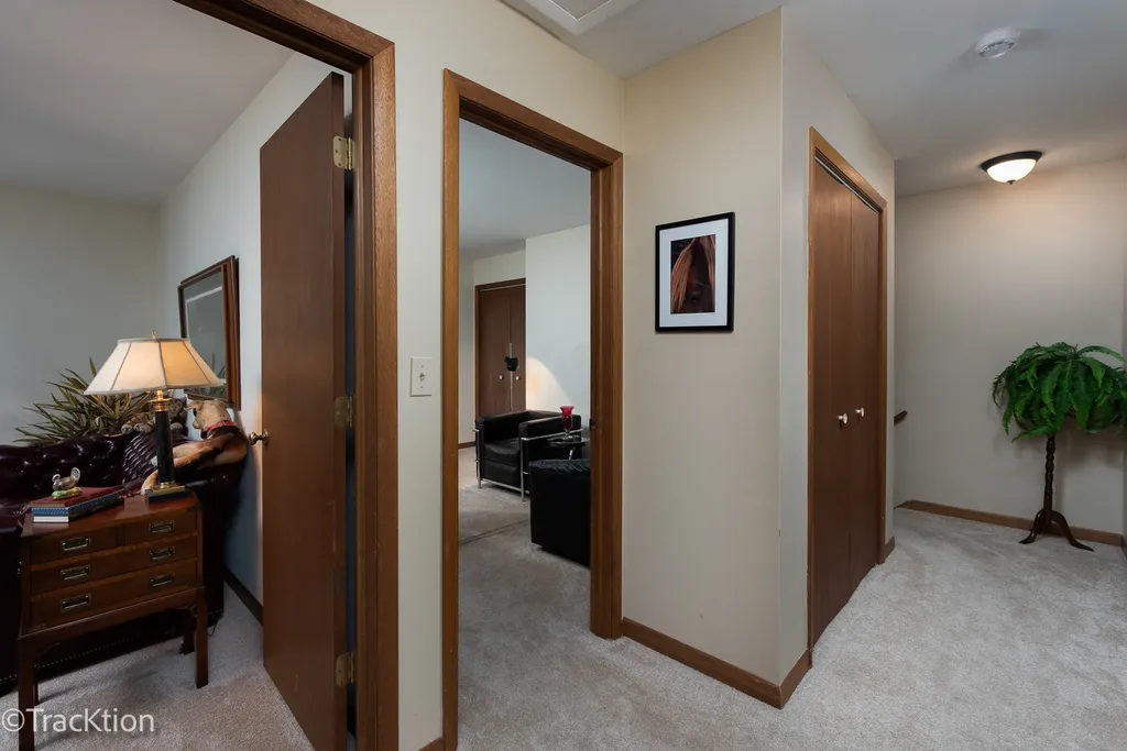 1229 West Bauer Road Naperville IL 60563