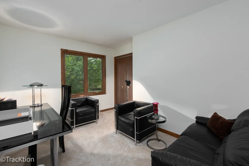 1229 West Bauer Road Naperville IL 60563