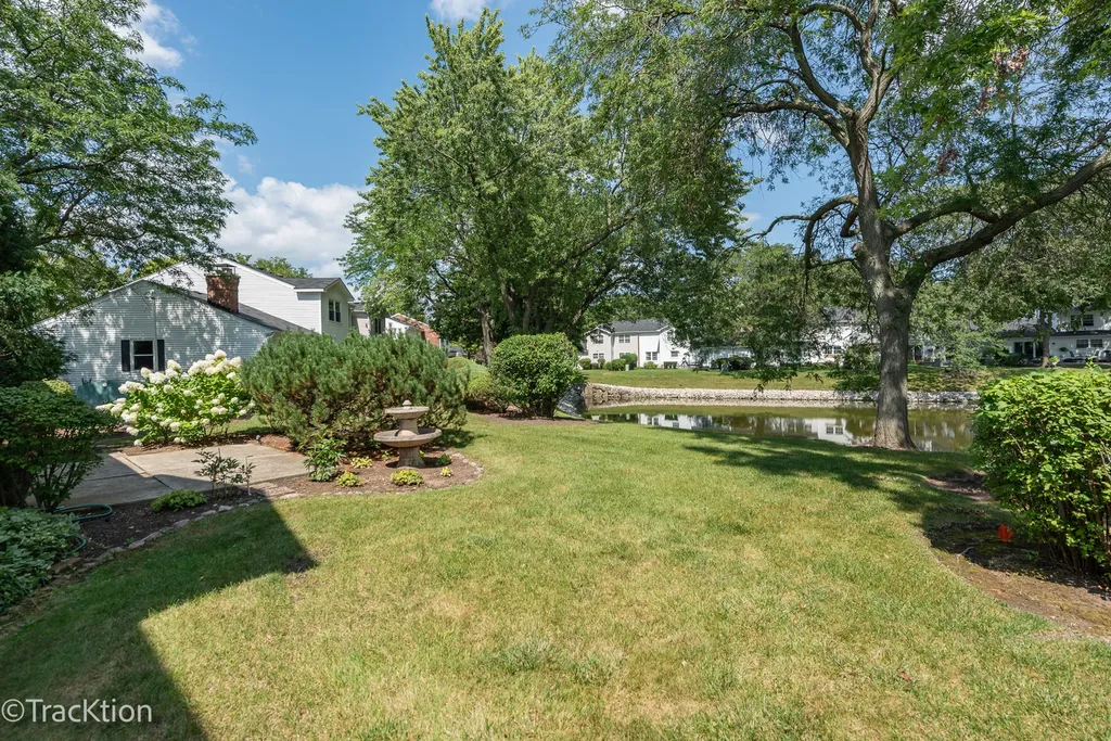 1229 West Bauer Road Naperville IL 60563