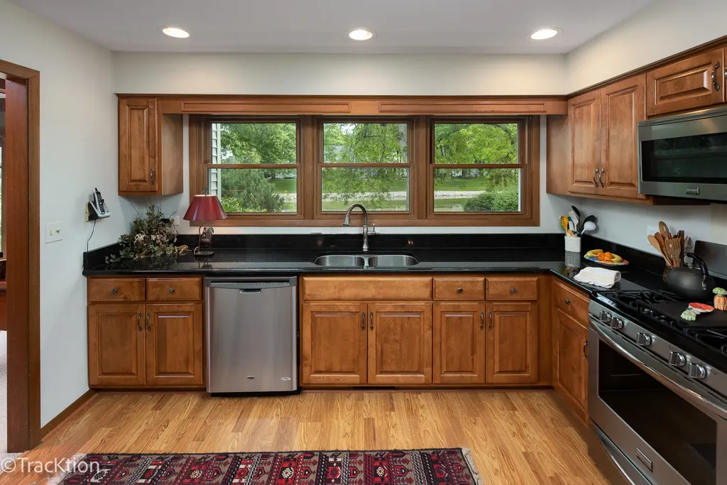 1229 West Bauer Road Naperville IL 60563