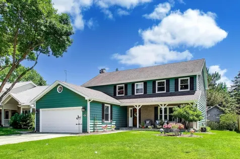 207 Mainsail Drive Third Lake IL 60030