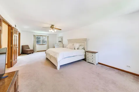 207 Mainsail Drive Third Lake IL 60030