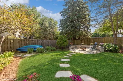 207 Mainsail Drive Third Lake IL 60030
