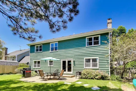 207 Mainsail Drive Third Lake IL 60030
