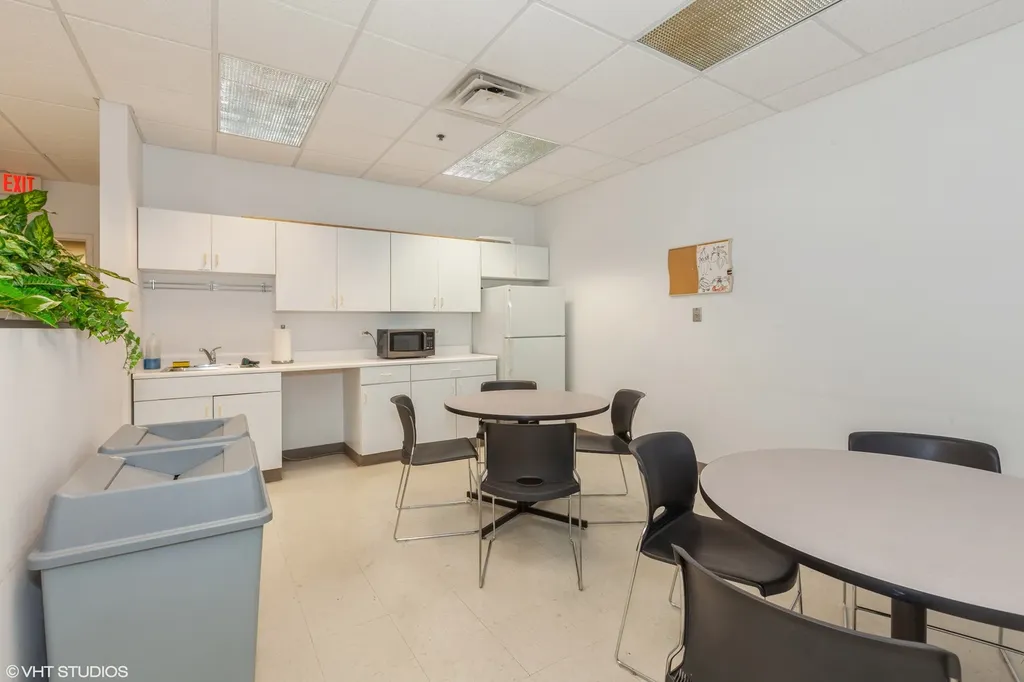 4906 South Main Street Lisle IL 60532