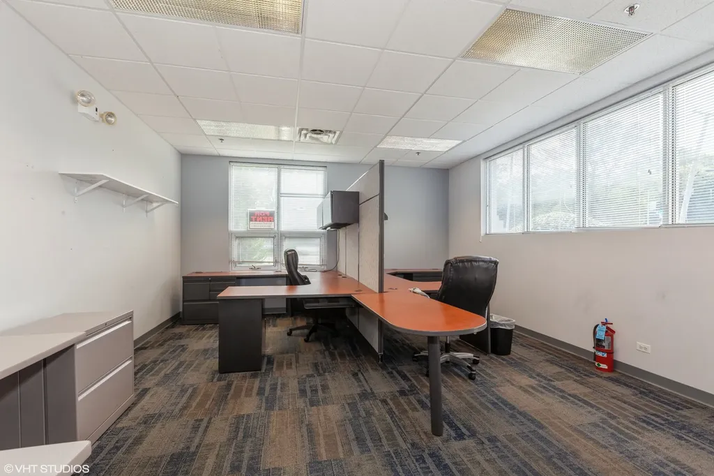 4906 South Main Street Lisle IL 60532