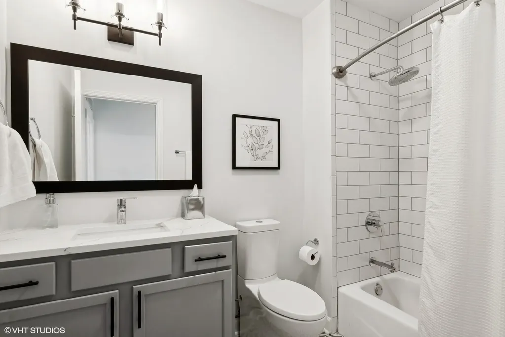 560 West Fulton Street Chicago IL 60661