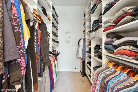 560 West Fulton Street Chicago IL 60661