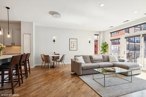 560 West Fulton Street Chicago IL 60661
