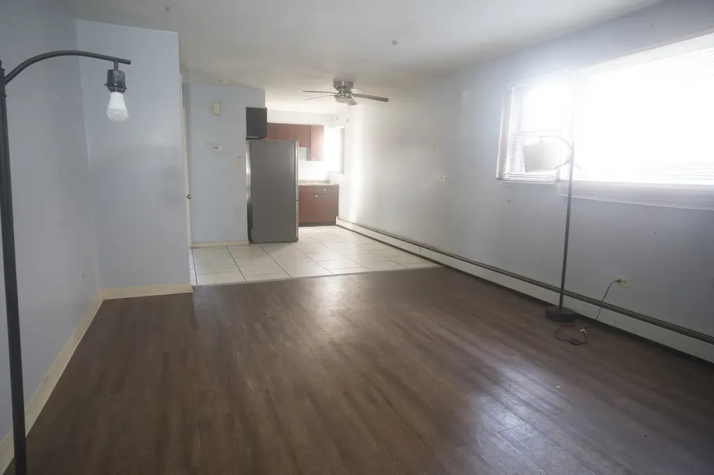 2052 135TH Place Blue Island IL 60406