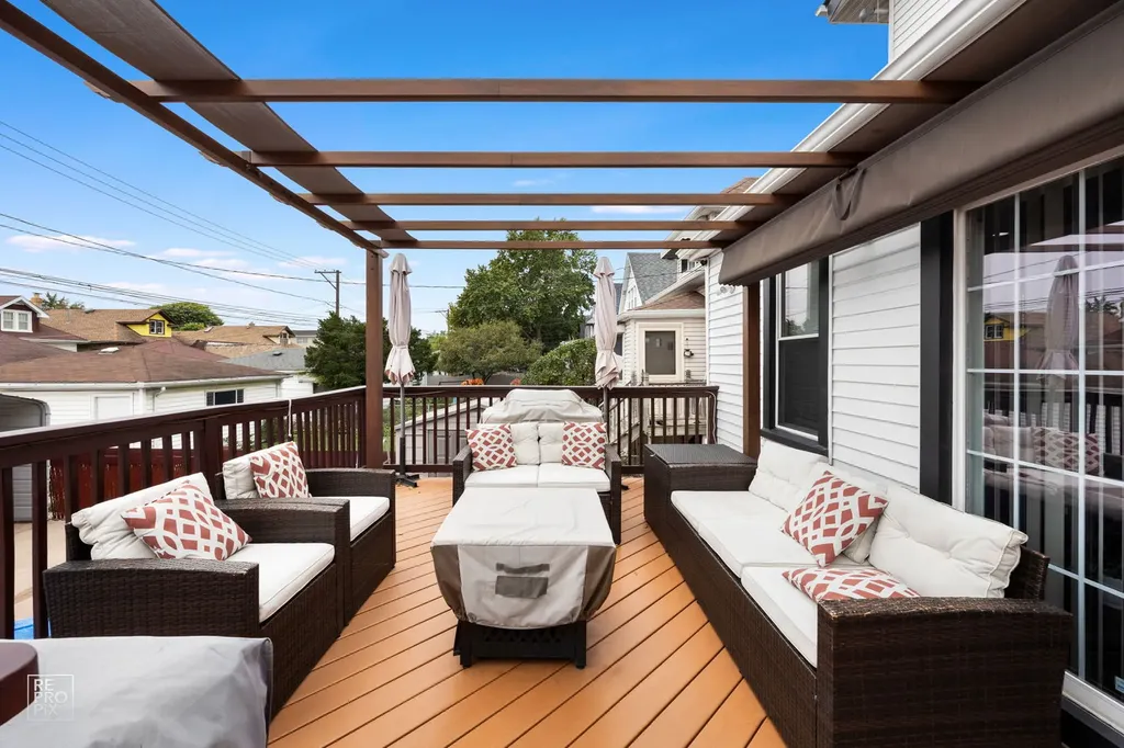 5811 West Patterson Avenue Chicago IL 60634