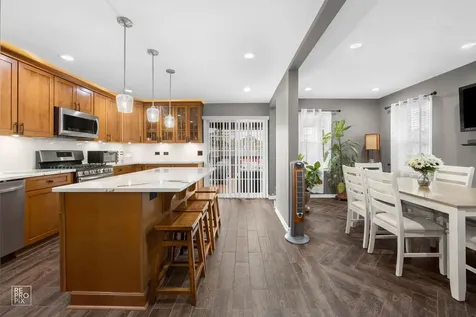 5811 West Patterson Avenue Chicago IL 60634